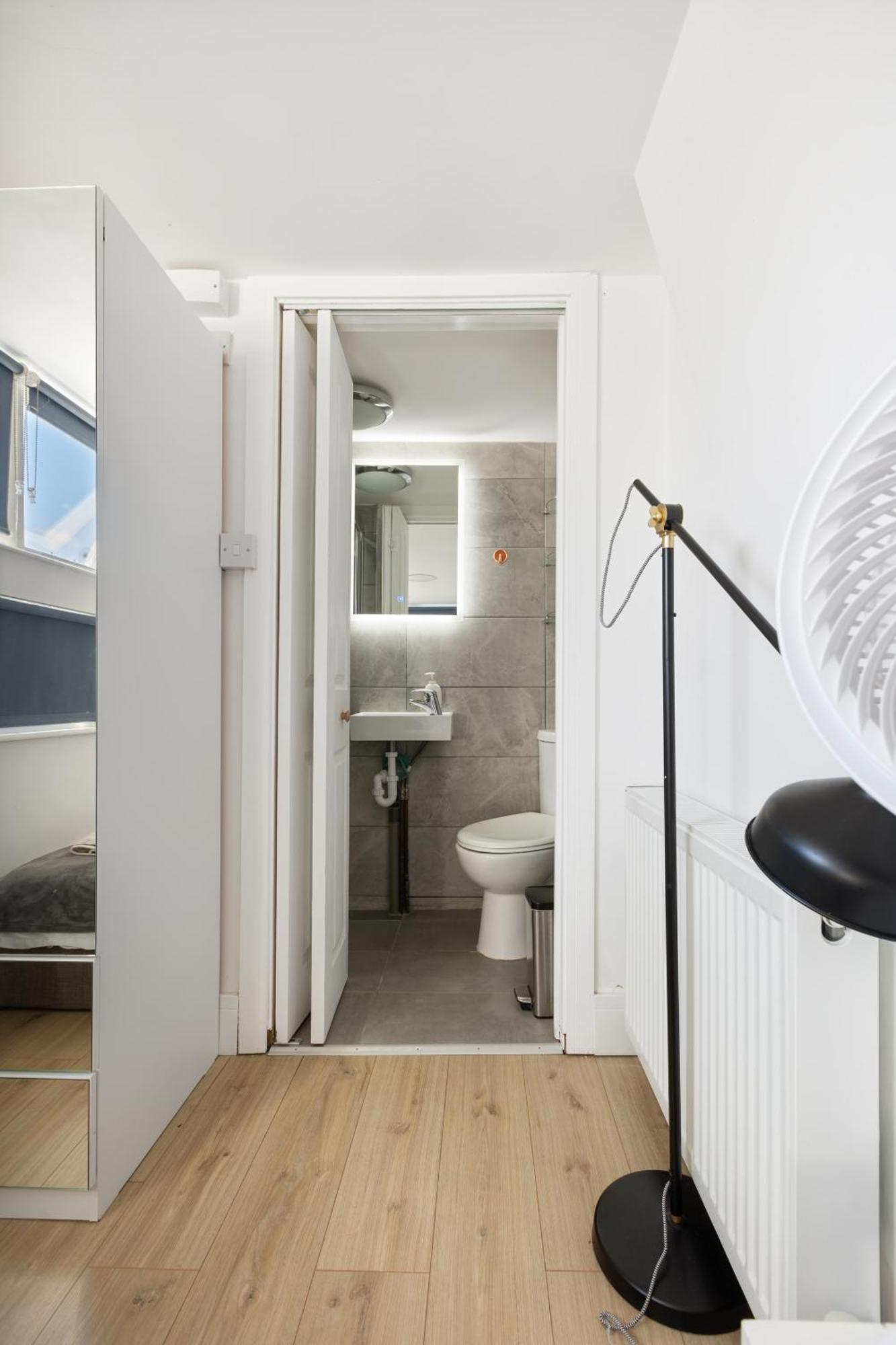 Apartamento Modern Flat & Balcony In Historic West Kensington Londres Exterior foto